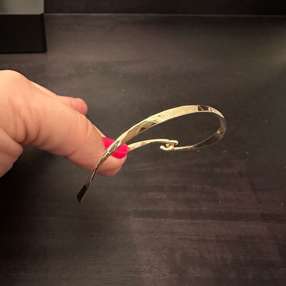 14k gold wave bangle